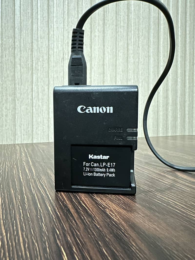 Canon EOS 200D 8