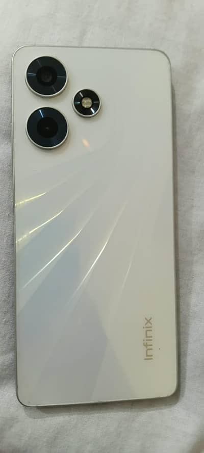 Infinix Hot 30