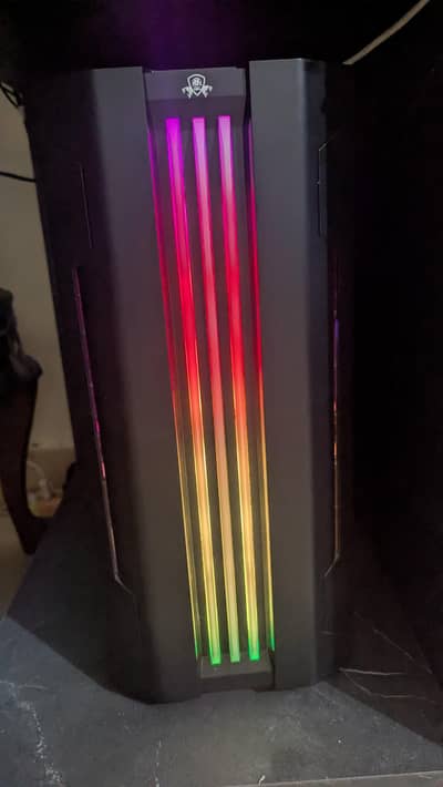 Core I7 4790 + Asus H97 Mobo + RX580 8GB Sapphire Nitro Gaming PC