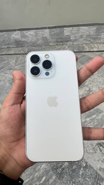 Apple iPhone 13 Pro