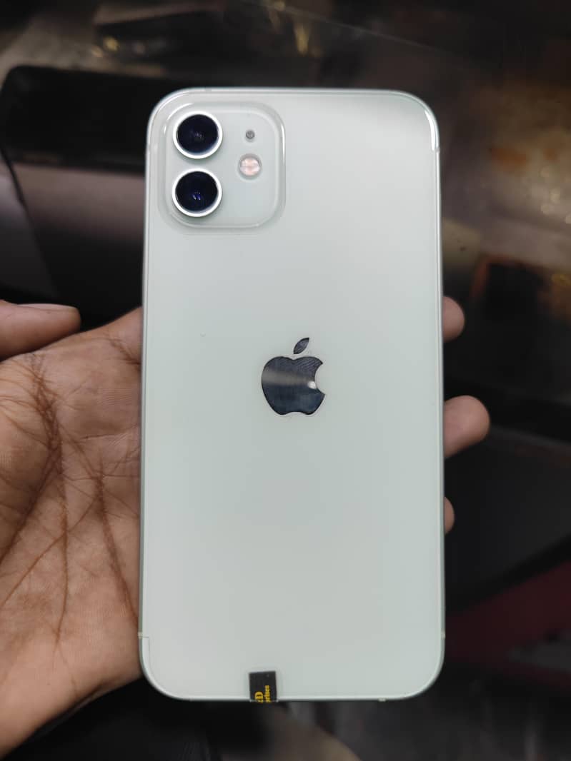 Apple iPhone 12 5