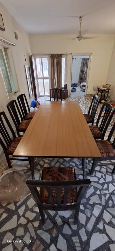 URGENT SALE – Complete 8-Seater Dining Set