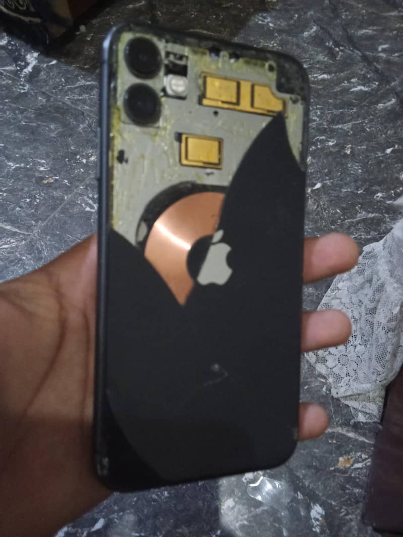 Apple iPhone 11 2
