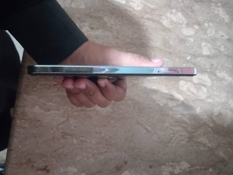 Tecno CAMON 20 Pro 4