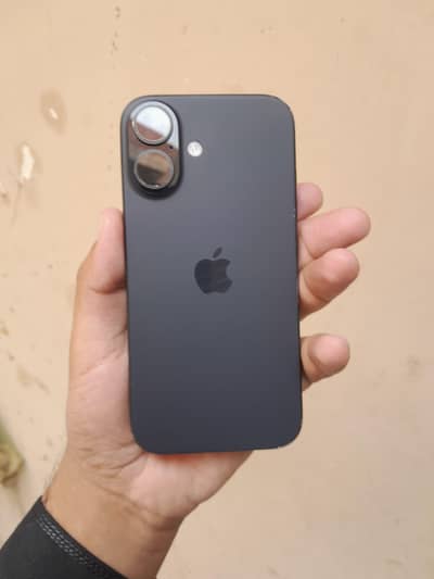 Apple iPhone 16