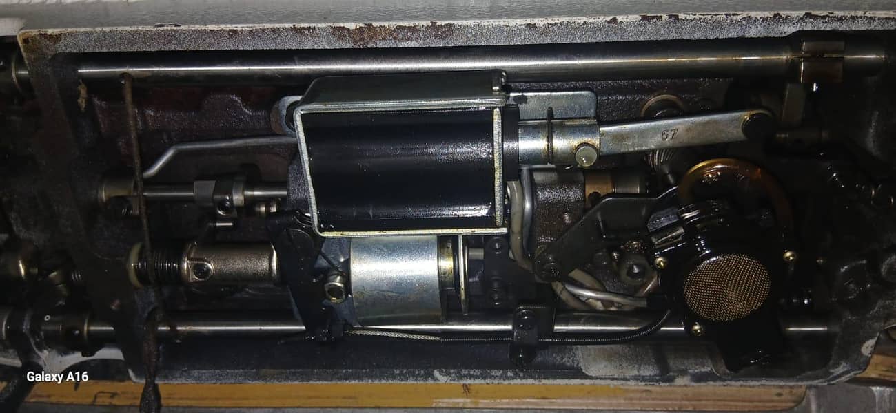 Fully Auto Computerized Sewing Machine (Direct Drive) 4