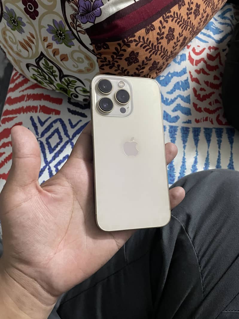 Apple iPhone 13 Pro 0
