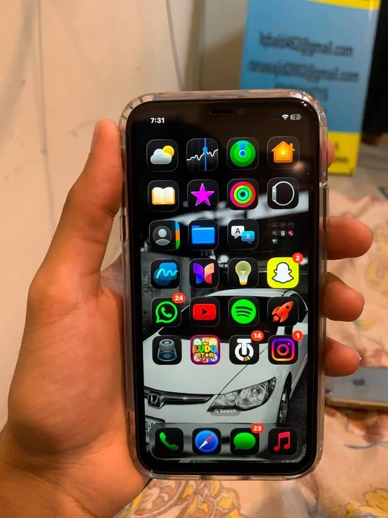 Apple iPhone 11 2