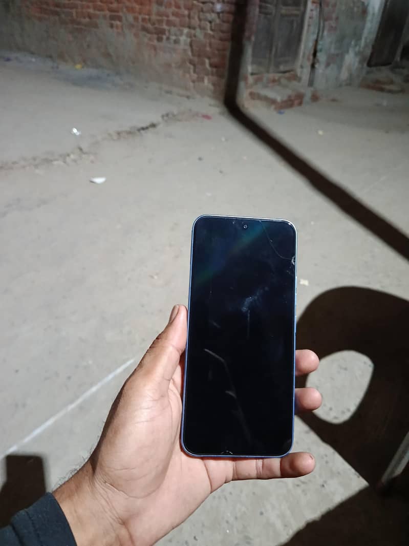 Tecno Spark 40pro 0