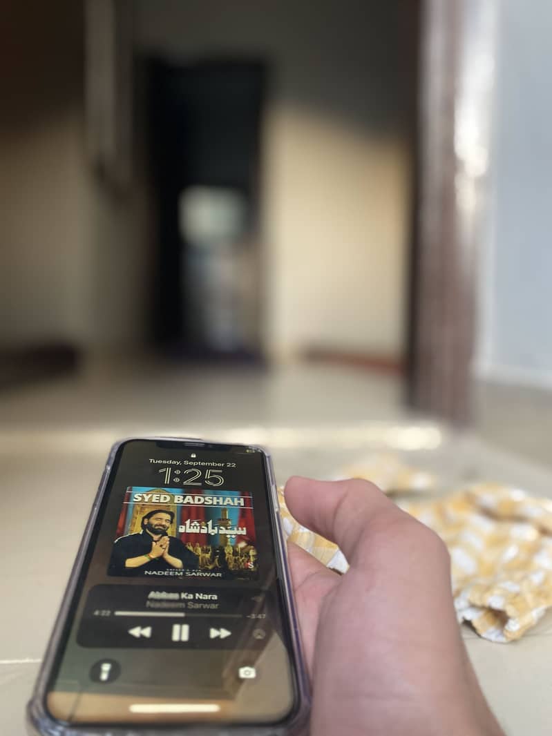 Apple iPhone XS 0