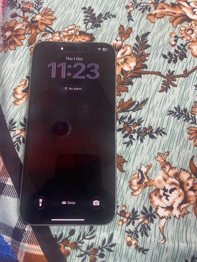 Apple iPhone 15 Pro Max 9