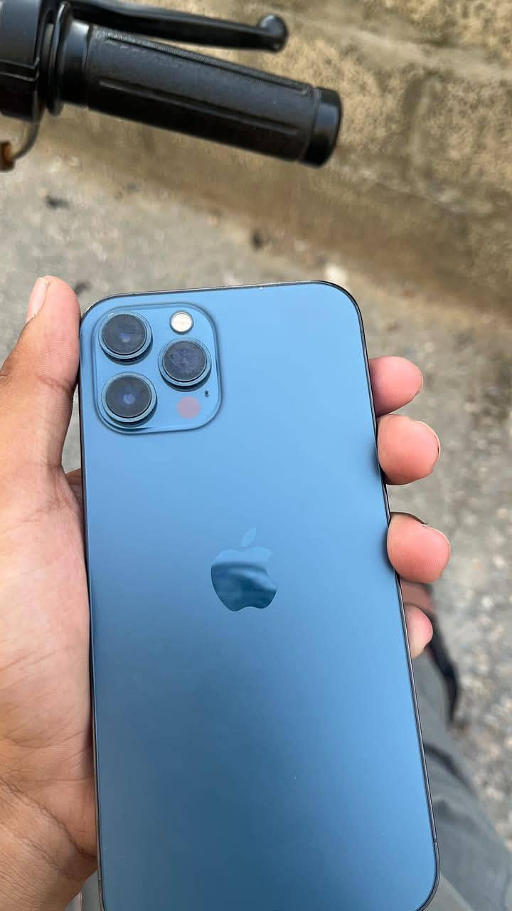 Apple iPhone 12 Pro Max 0