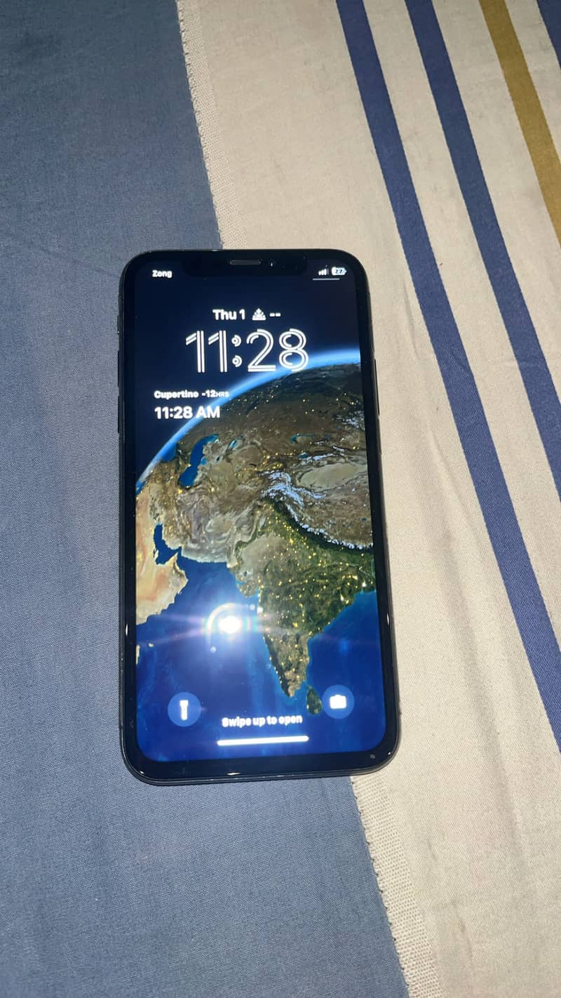 Apple iPhone X 0