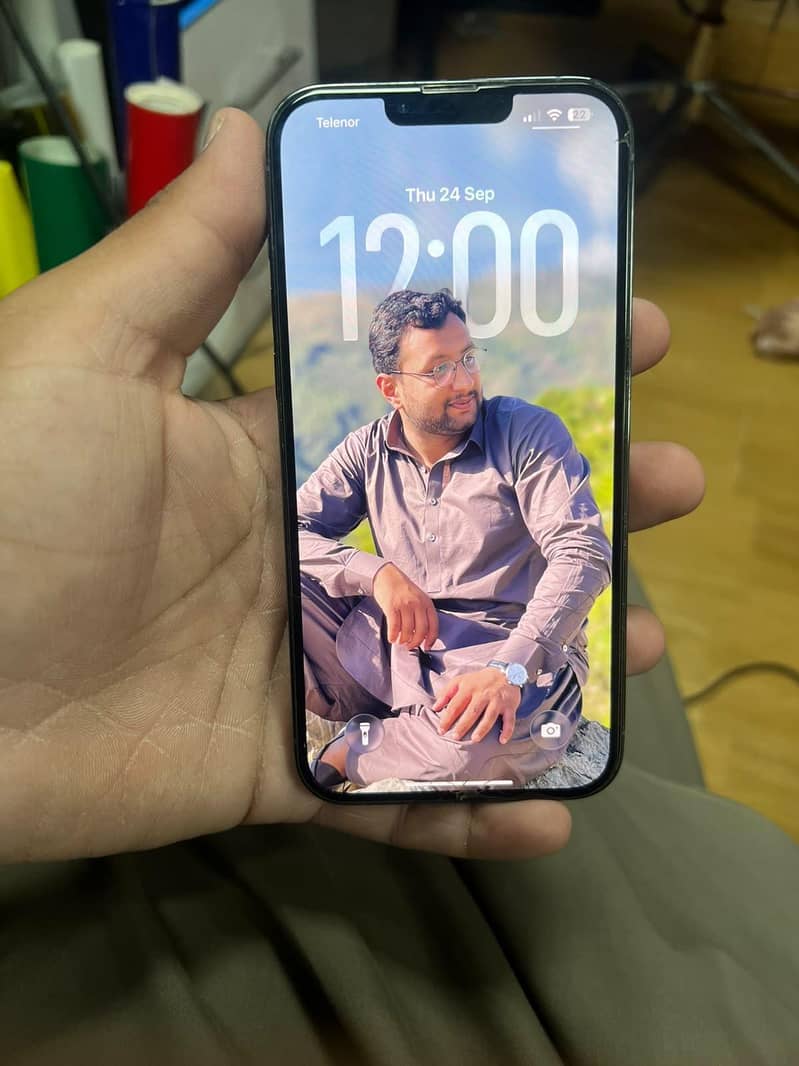 Apple iPhone 13 Pro Max 3