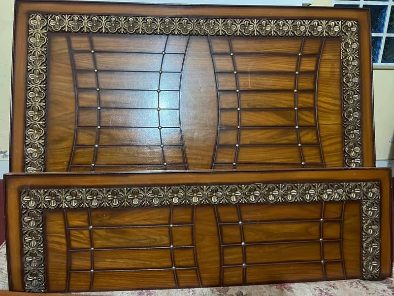 Used Double bed 1