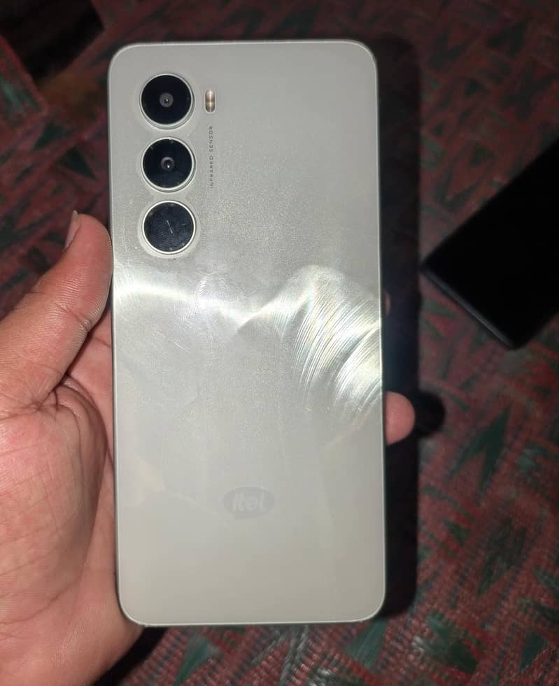 Itel A100 0