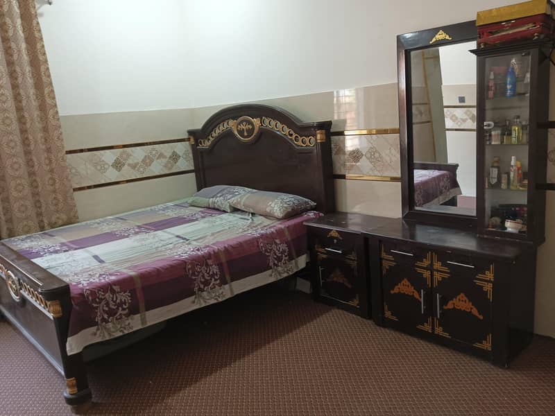 (Bed + Mattress+Dressing Table + Side Table 0