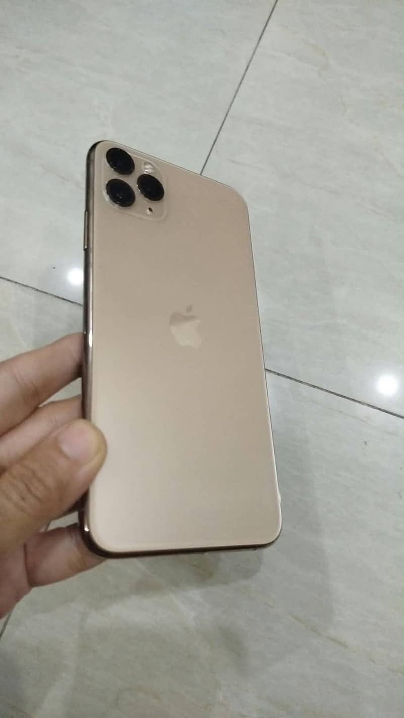 Apple iPhone 11 Pro Max 2
