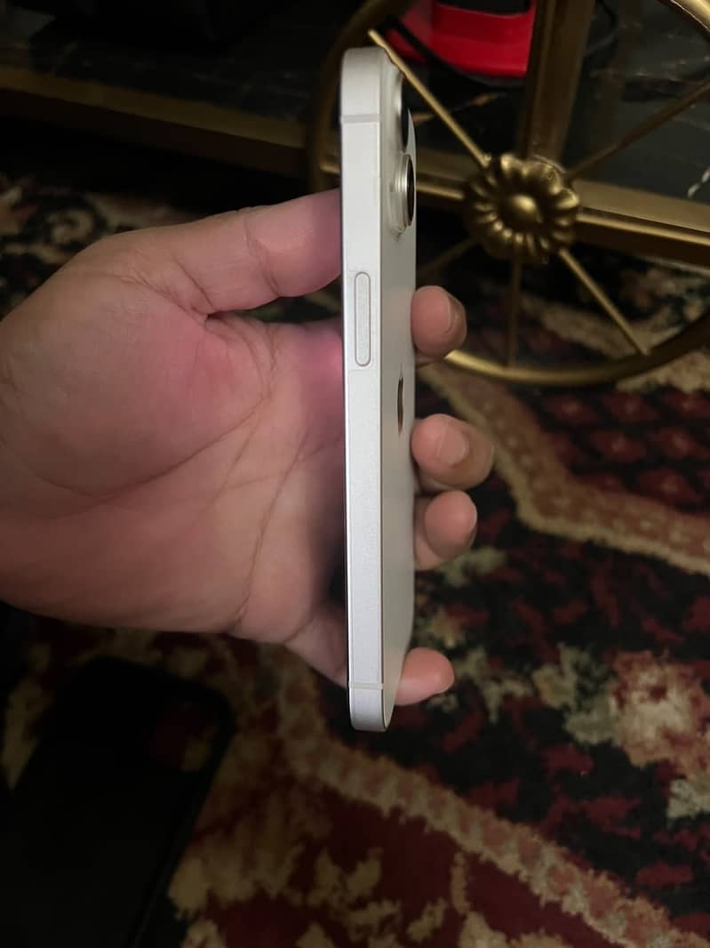 Apple iPhone 14 2