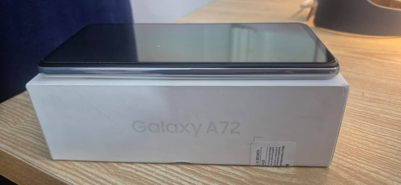 Samsung Mobile A72 7