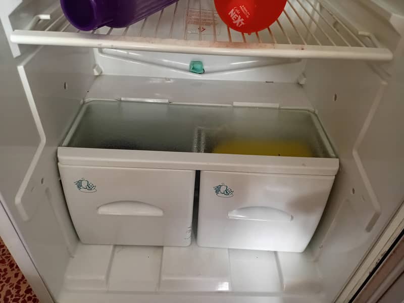 Indesit Refrigerator 5