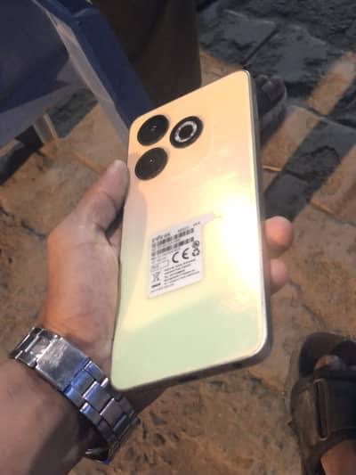 Infinix Smart 8