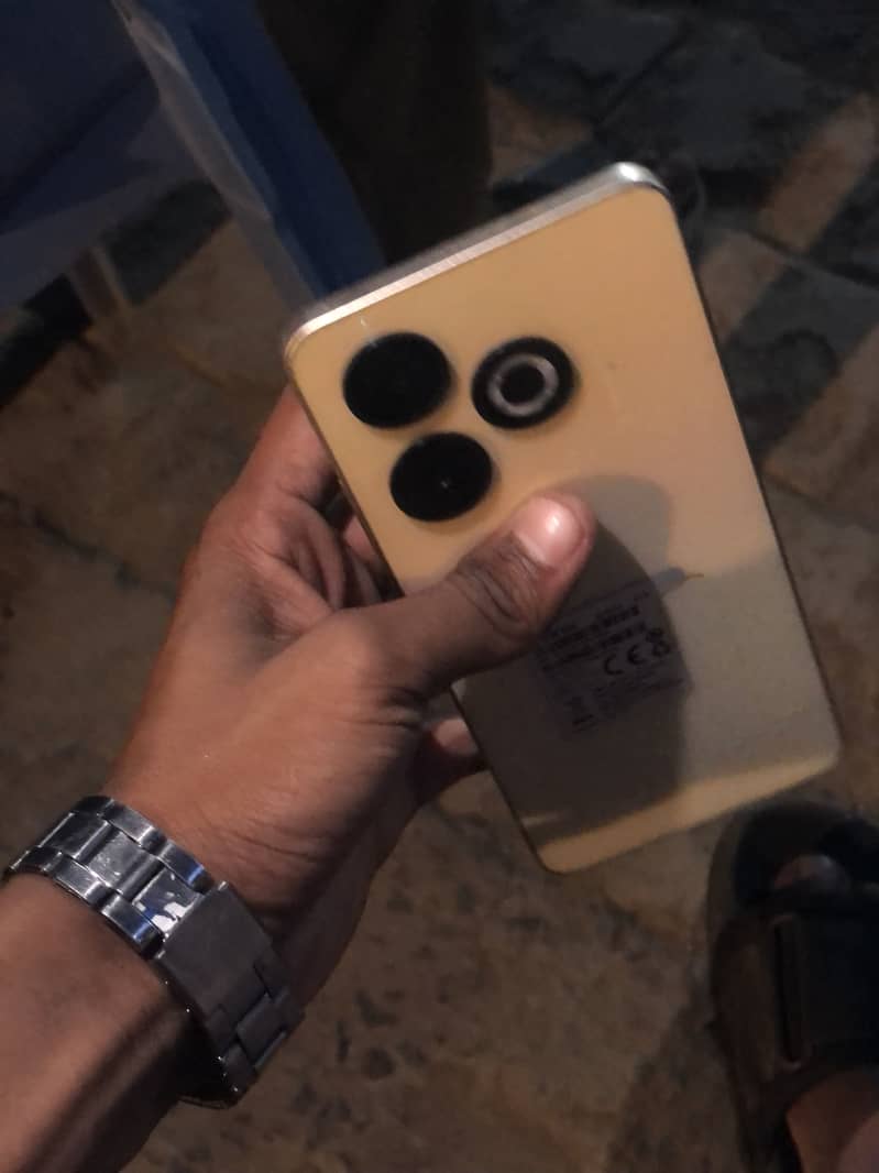 Infinix Smart 8 1