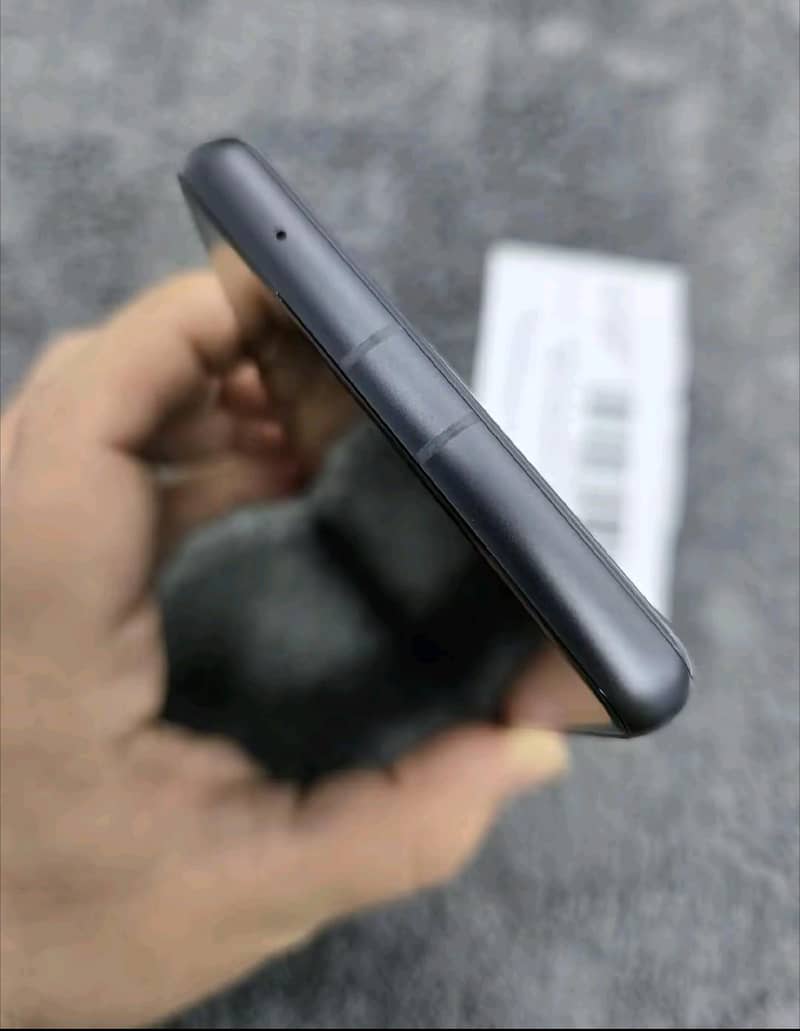 Google Pixel 7a 3