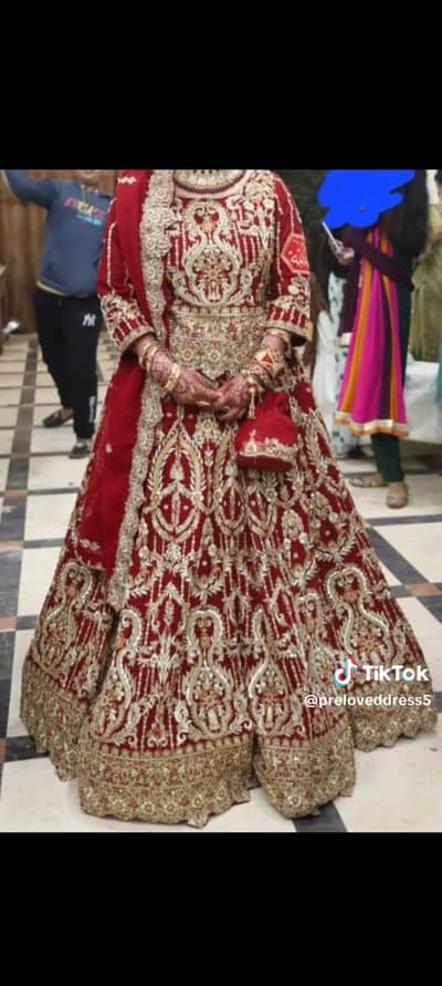 heavy  bridal lehenga choli