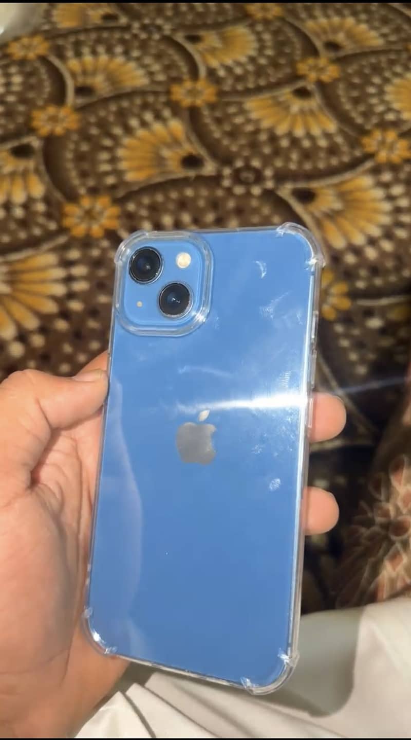 Apple iPhone 13 3