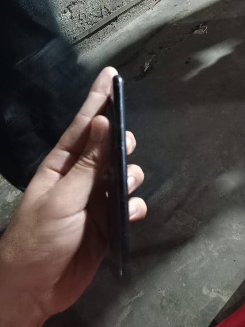 Apple iPhone SE 3 1