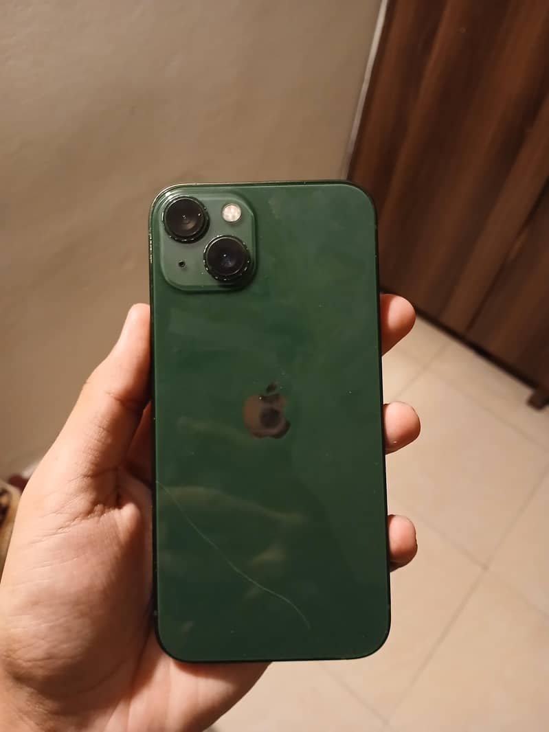 Apple iPhone 13 6