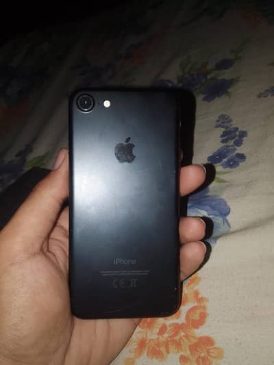 Apple iPhone 7