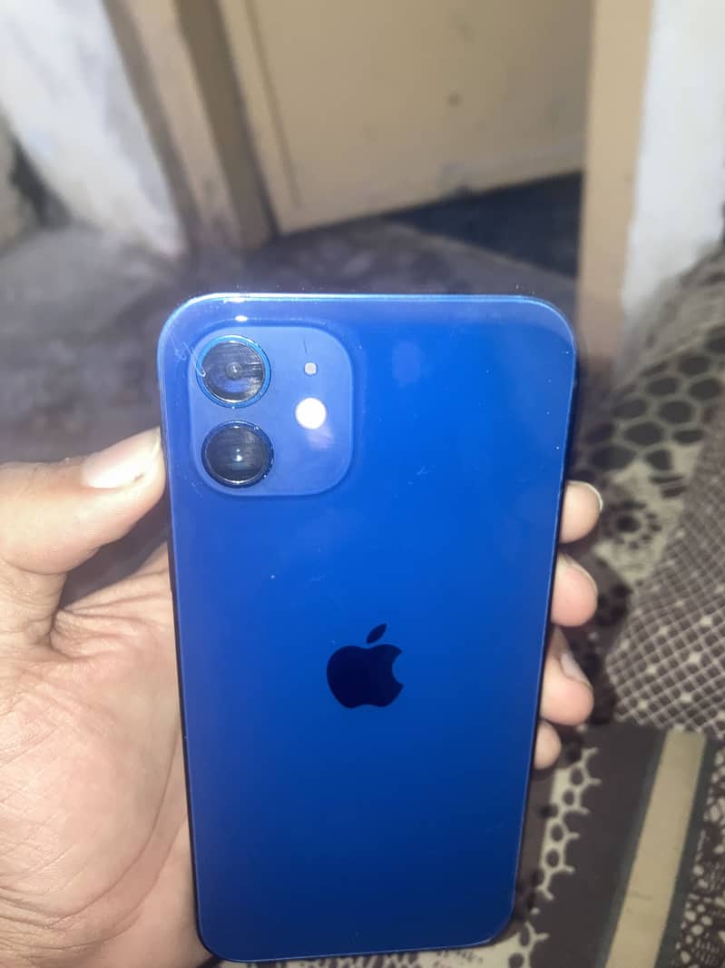 Apple iPhone 12 2