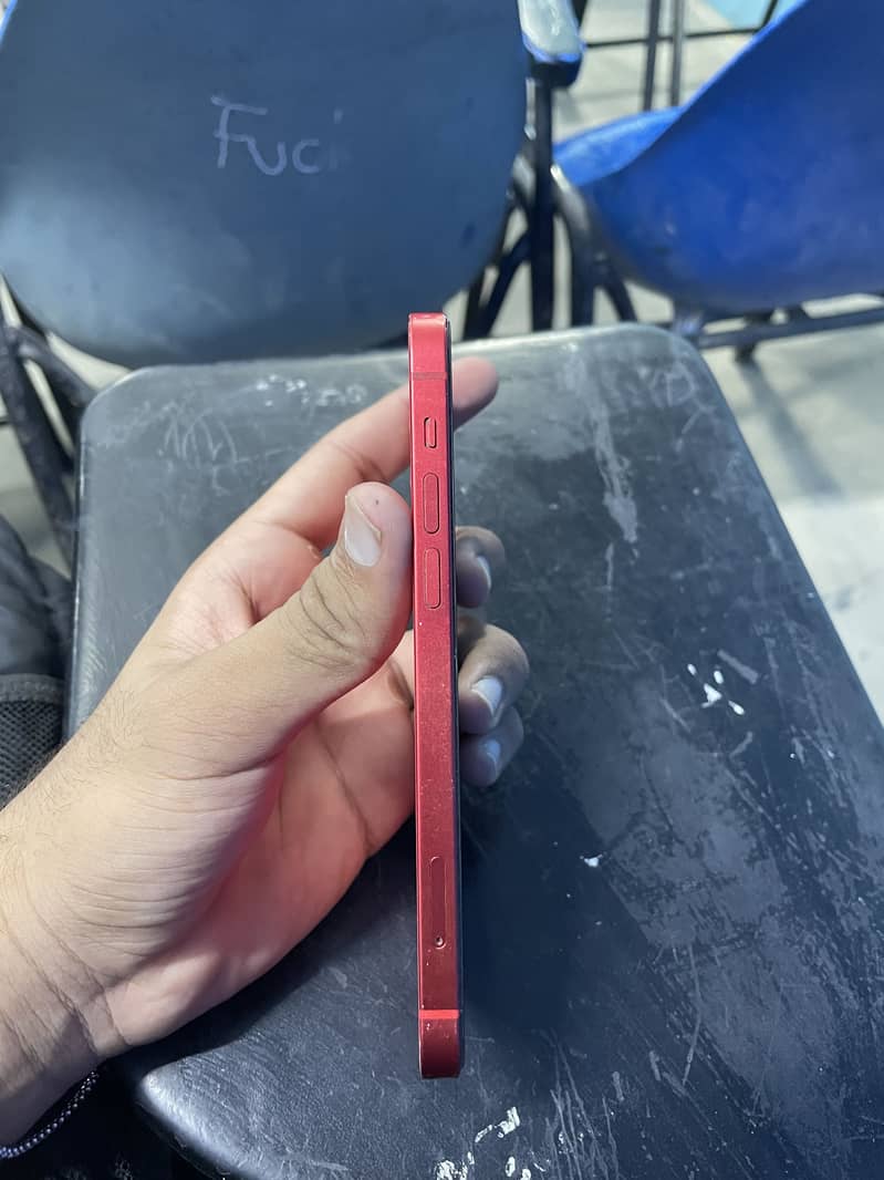 Apple iPhone 12 2