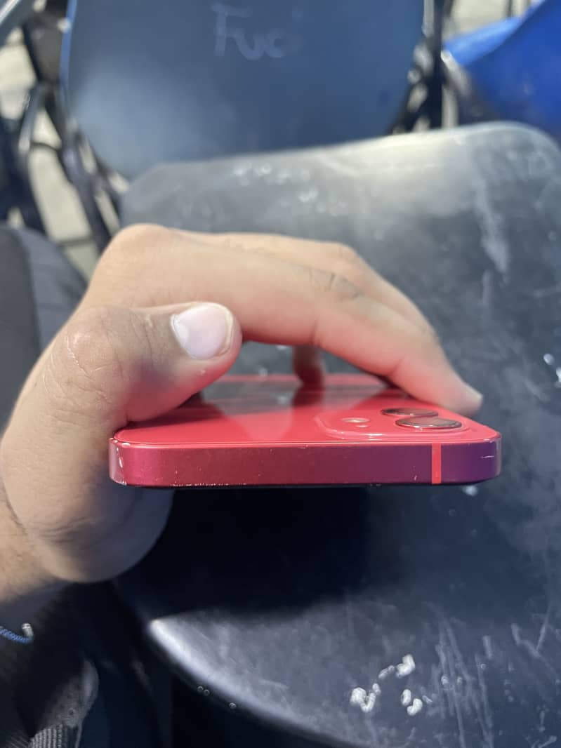 Apple iPhone 12 3