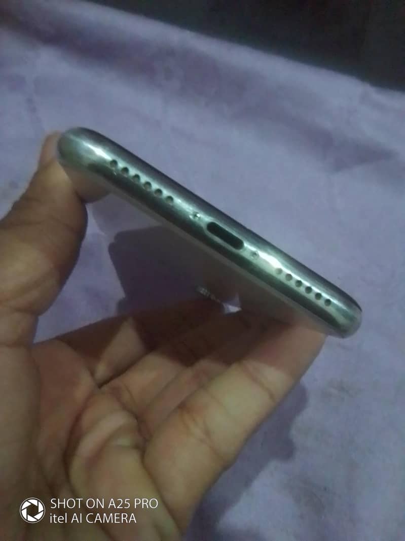 Apple iPhone X 2