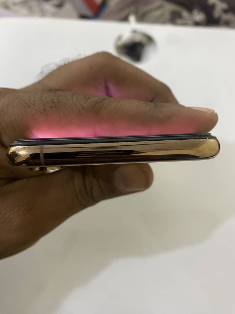 Apple iPhone XS 2