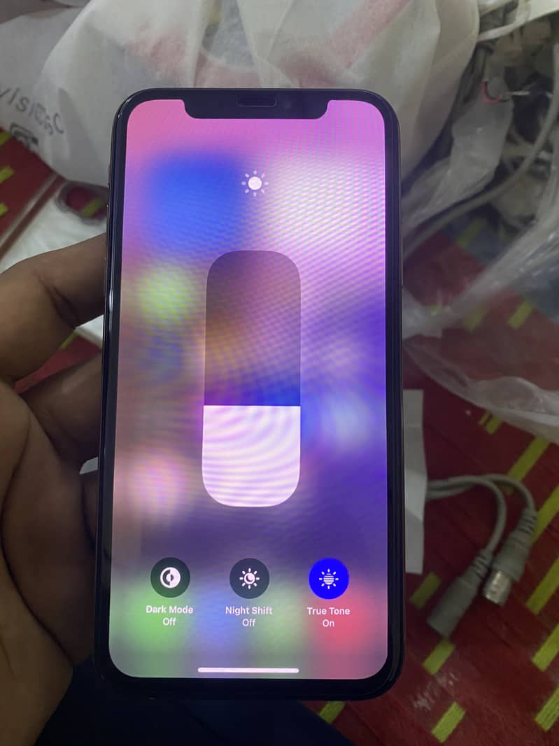 Apple iPhone XS 3