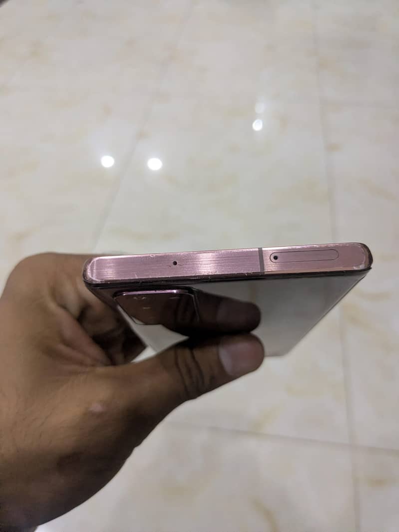 Samsung Mobile Note 20 6