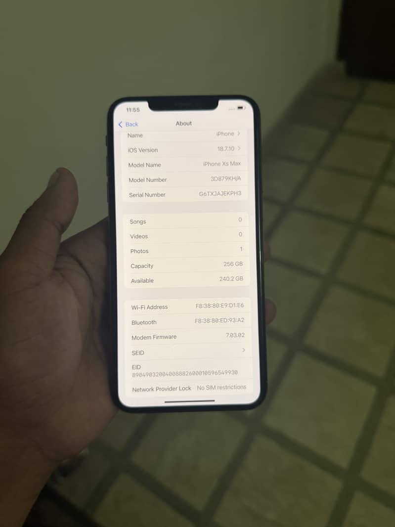 Apple iPhone XS Max 0