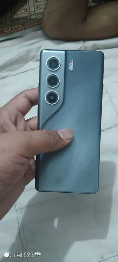 Tecno CAMON 40 Pro