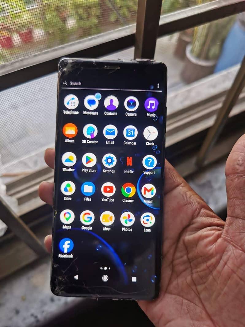 Sony XZ3 8
