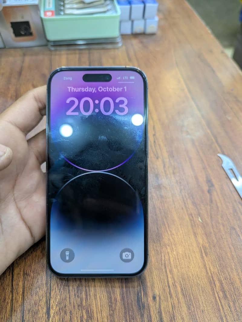 Apple iPhone 14 Pro 1