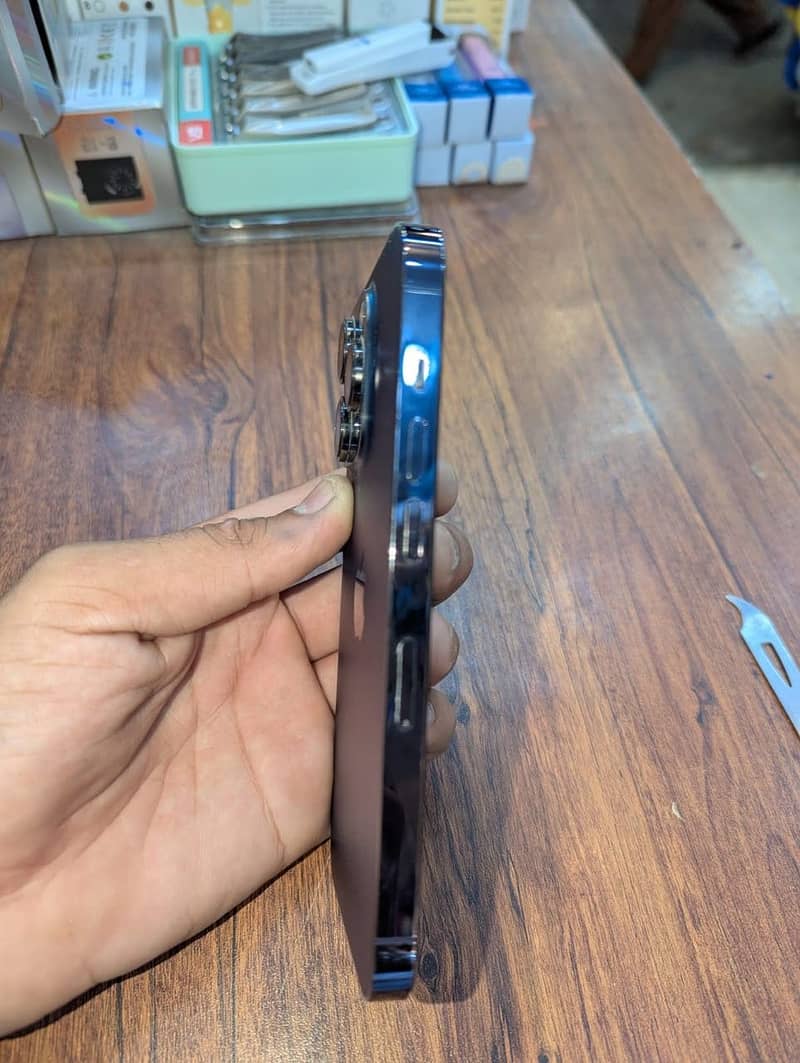 Apple iPhone 14 Pro 3
