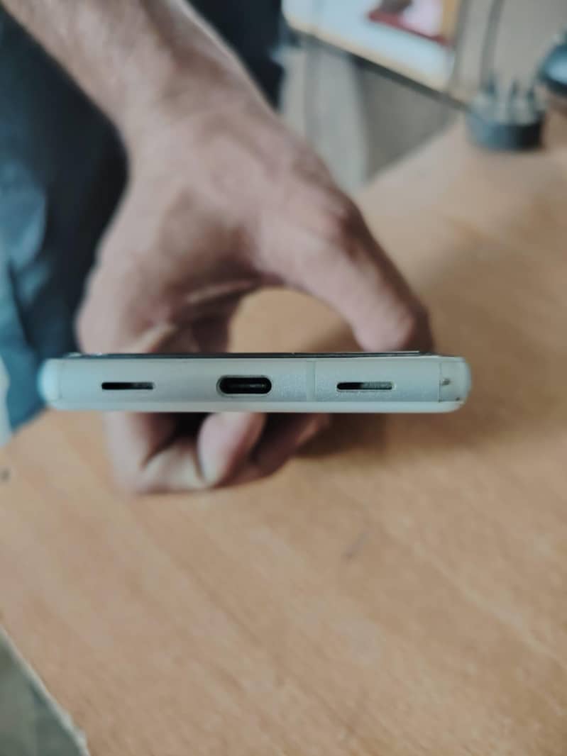 Google pixel 7A 1