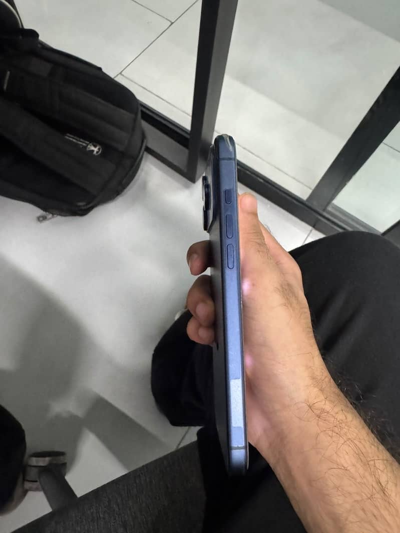 Apple iPhone 17 Pro Max 1