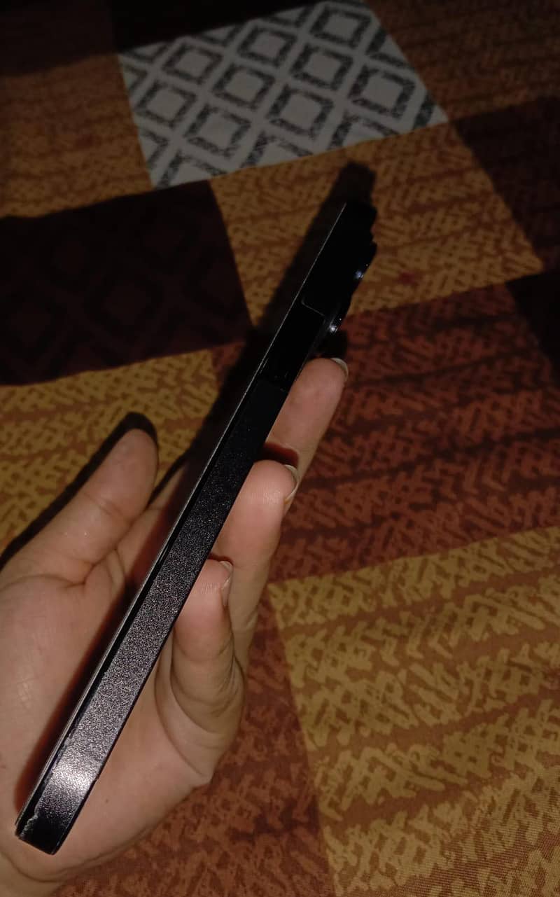 Apple iPhone 14 Pro Max 2