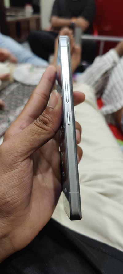 Sharp Aquos Sense7