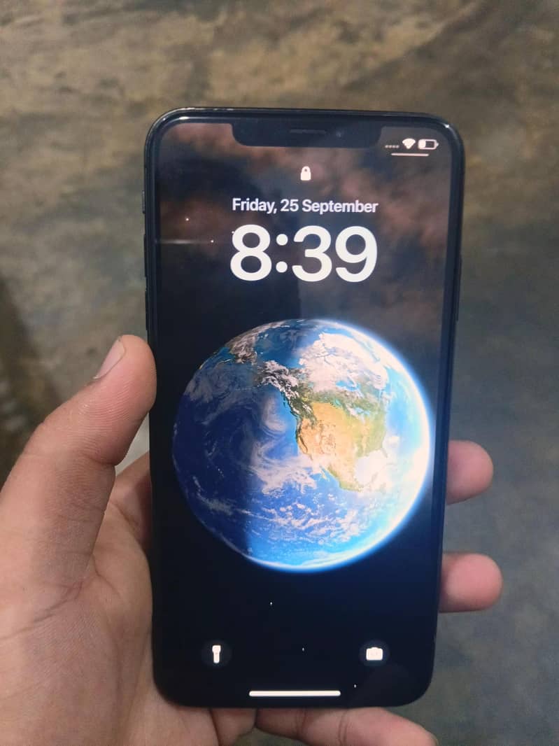 Apple iPhone XS Max 0